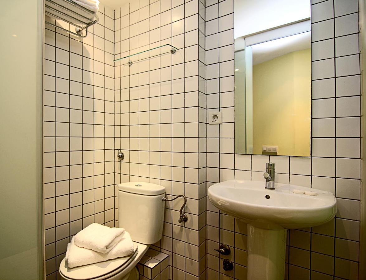 Classbedroom Born Apartments برشلونة المظهر الخارجي الصورة